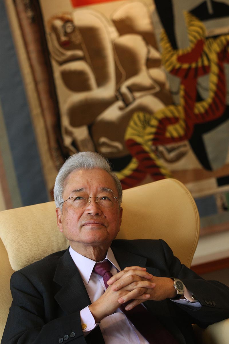 Minoru Mori, portrait by Scottish photographer J. Sutton-Hibbert